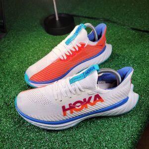 HOKA ONE ONE CARBON X3 - WOMEN'S RUNNING SHOES - SIZE 8.5B